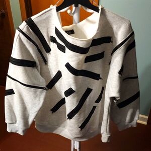 AKIRA OVERSIZED 1X ZIPPER SWEATER